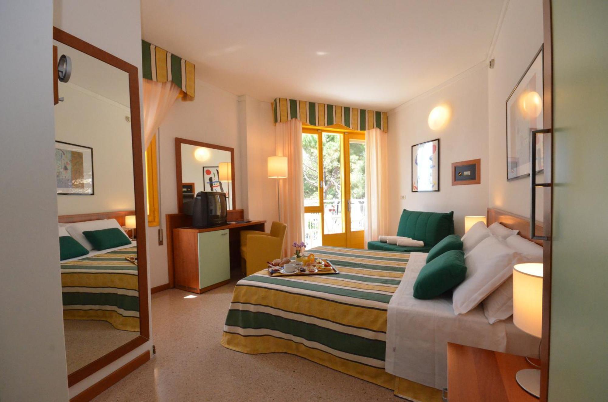Hotel Luna Bibione Zewnętrze zdjęcie
